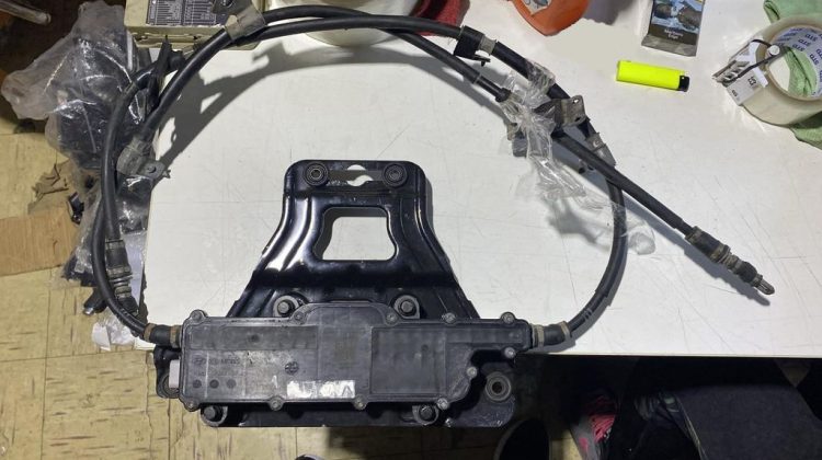 kia-sportage-elektrikli-el-fren-motoru-epb-tamir-and-orjinal-cikma