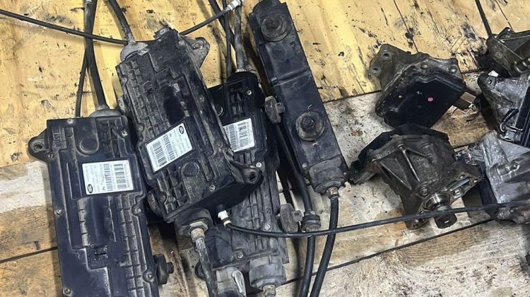 range-rover-sport-2005-2009-el-fren-motoru-cikma-and-tamir-hizmeti