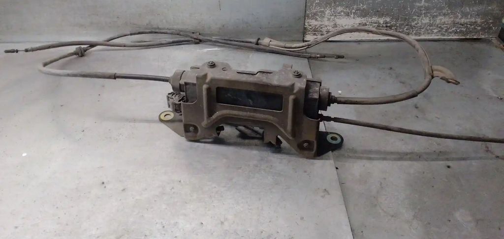 renault-espace-cikma-8200316575-8200418646-8200353723-8200611957-8200451236
