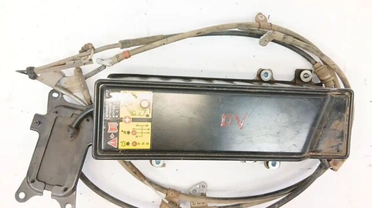 renault-koleos-otomatik-park-fren-mekanizmasi-motoru-orjinal-cikma