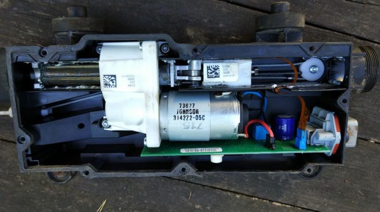 renault-laguna-3-el-fren-motoru-tamiri-elektronik-park-freni-onarimi